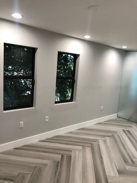 More Photos Of 3475 W Flagler St, Miami Coworking Space