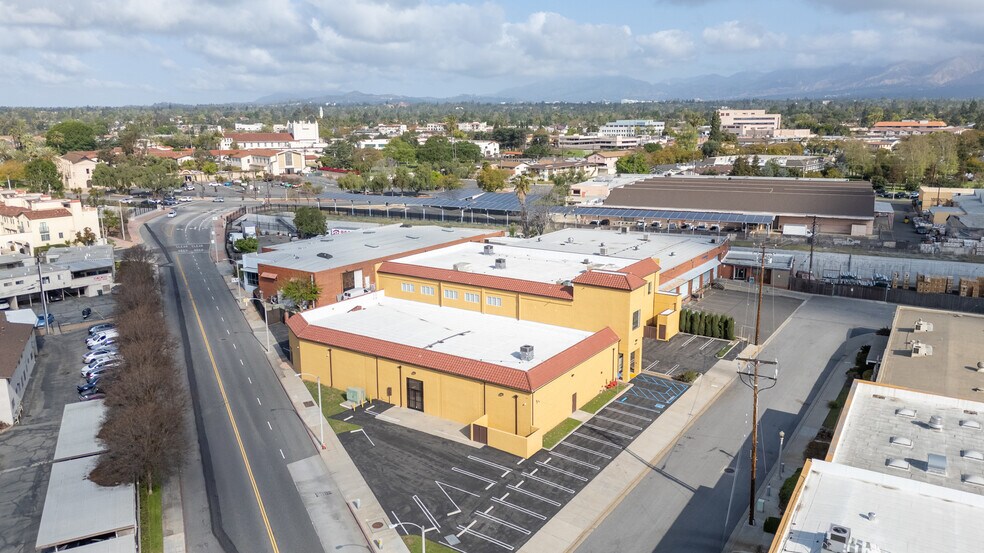 More Photos Of 445-447 Madera St, San Gabriel Distribution For Lease