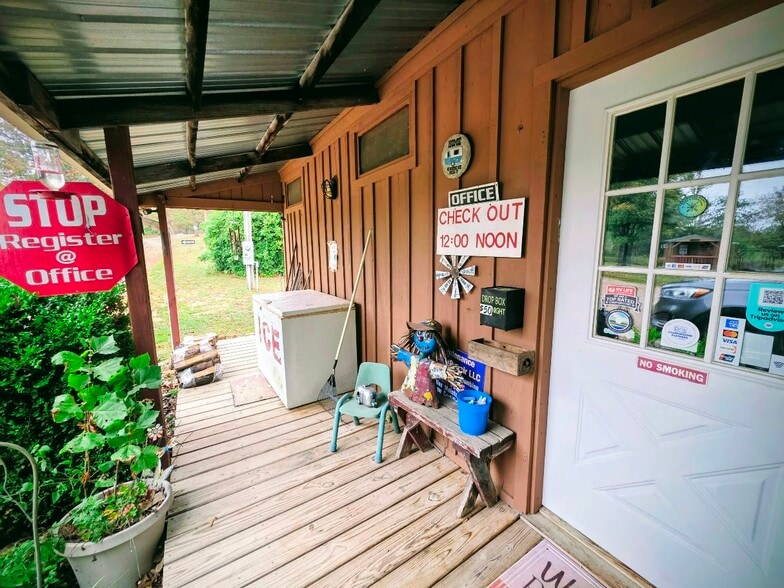 More Photos Of 755 SW Highway 54, Osceola Trailer Camper Park For Sale