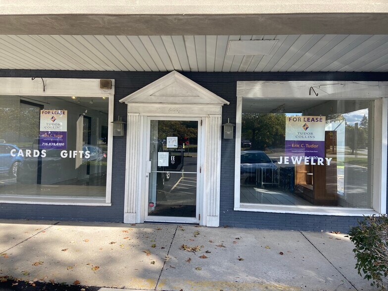 More Photos Of 4446 Main St, Snyder Storefront Retail Office For Lease