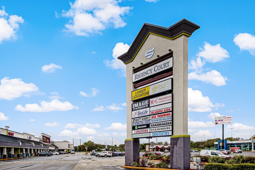 More Photos Of 9222-9398 Arlington Expy, Jacksonville Unknown For Lease