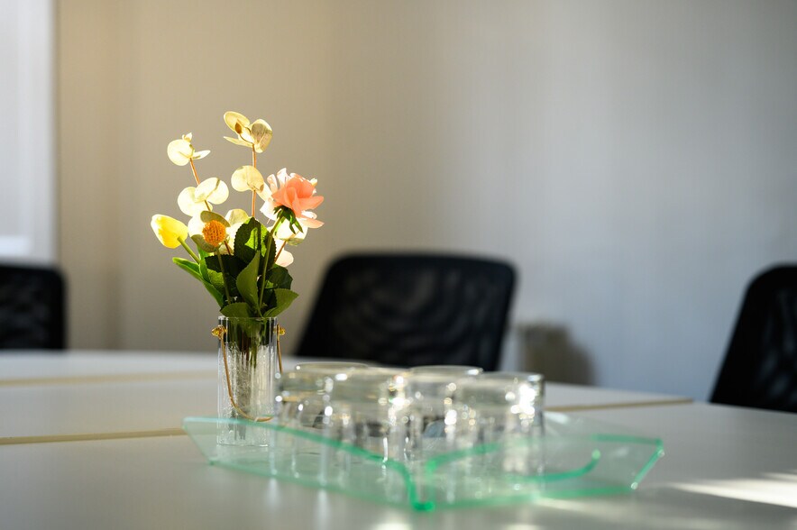 More Photos Of 1-3 St Colme St, Edinburgh Coworking Space