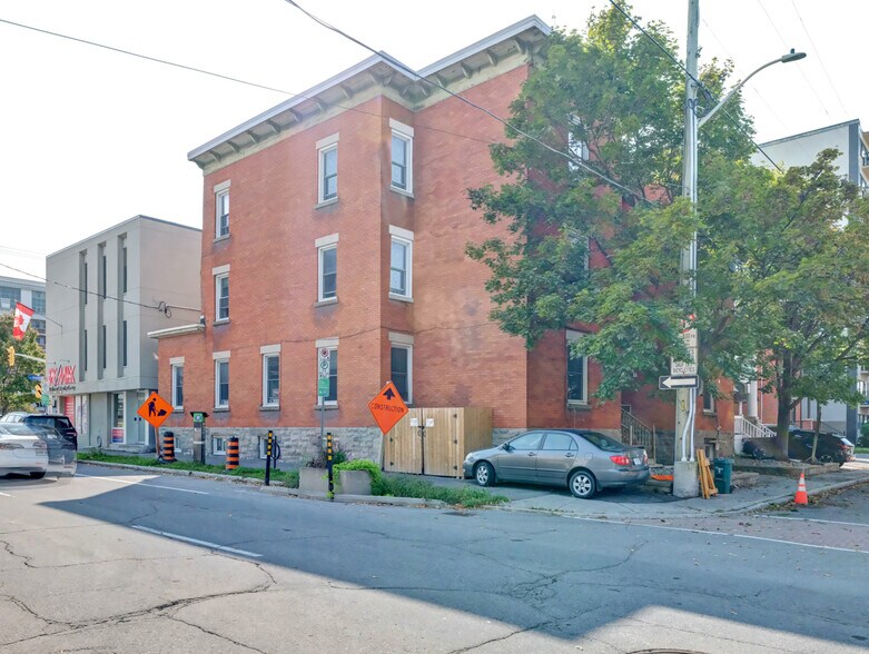 More Photos Of 342 Frank St, Ottawa Apartments For Sale
