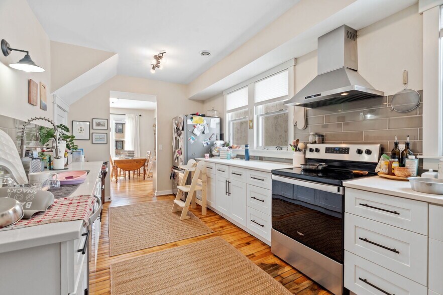 More Photos Of 1704 Jefferson St NE, Minneapolis Apartments For Sale