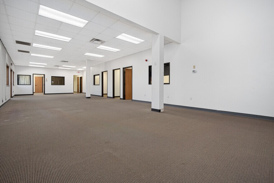 More Photos Of 1940 Harper St, Choctaw Medical For Lease