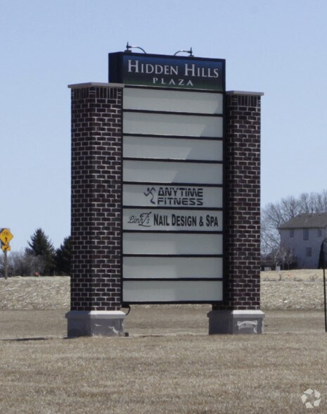 More Photos Of 155 Sweetwater Blvd, Port Washington Unknown For Lease