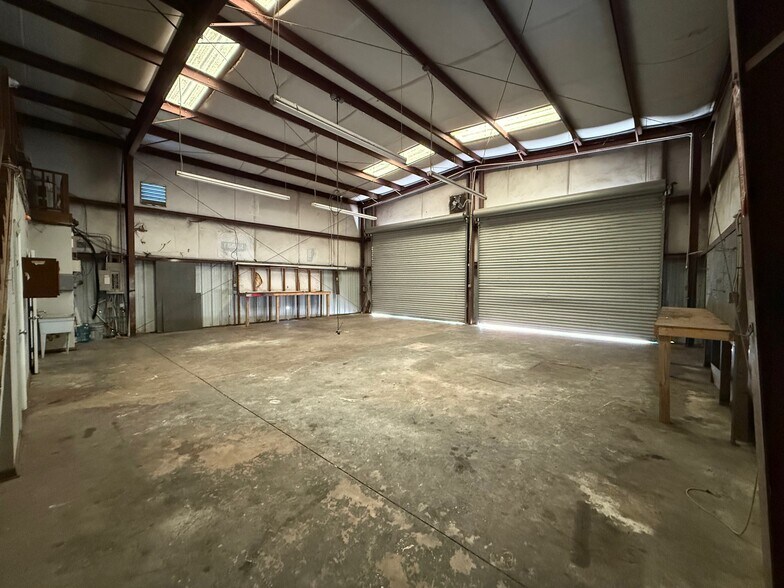 More Photos Of 2390 E International Speedway Blvd, Deland Freestanding For Lease