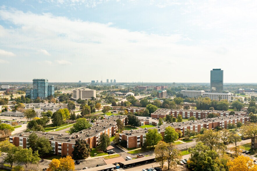 More Photos Of 28301 Franklin Rd, Southfield Multifamily For Sale