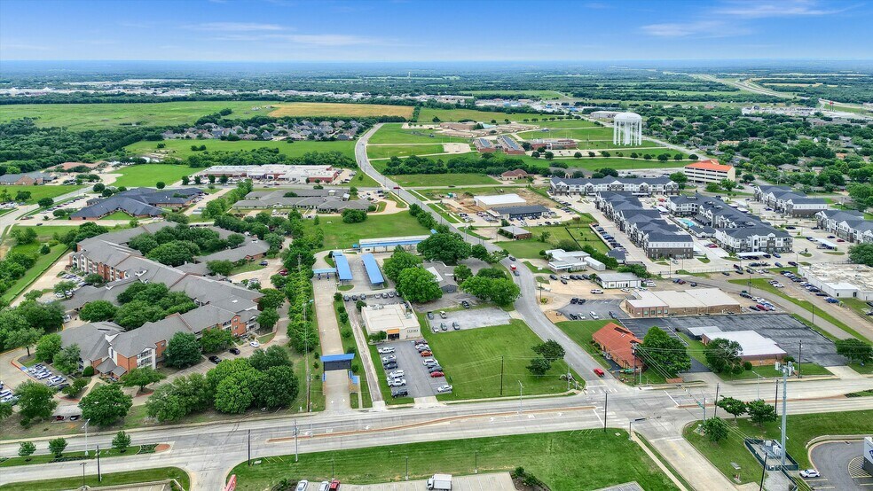 More Photos Of 815 Pecan Grove Rd E, Sherman Medical For Sale