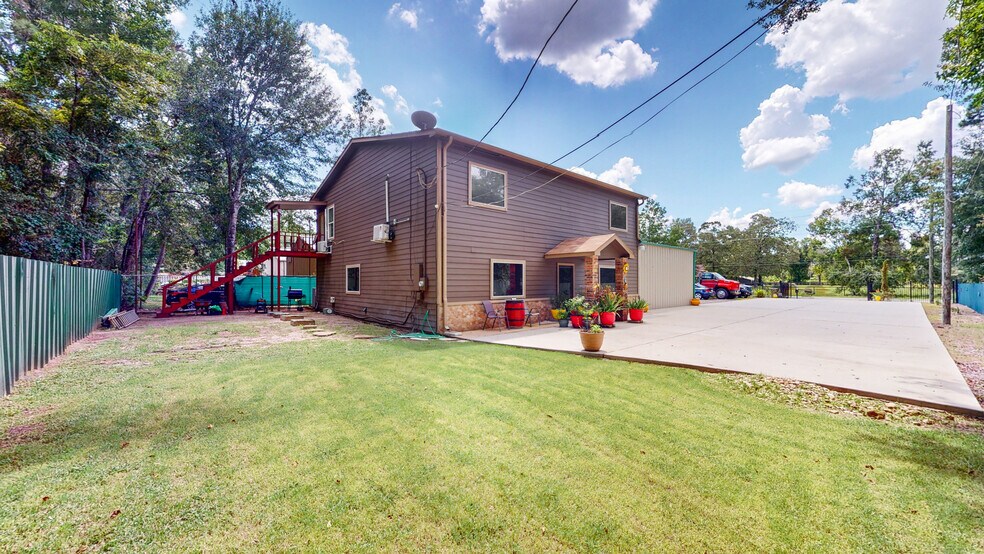 More Photos Of 28711 Robinson Rd, Conroe Industrial For Sale