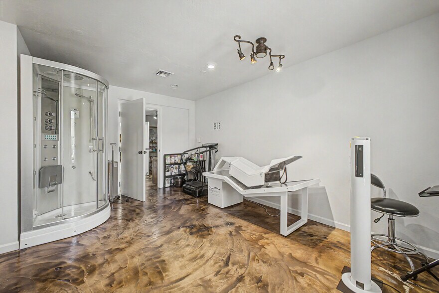 More Photos Of 7506 E Monterey Way, Scottsdale Office For Sale