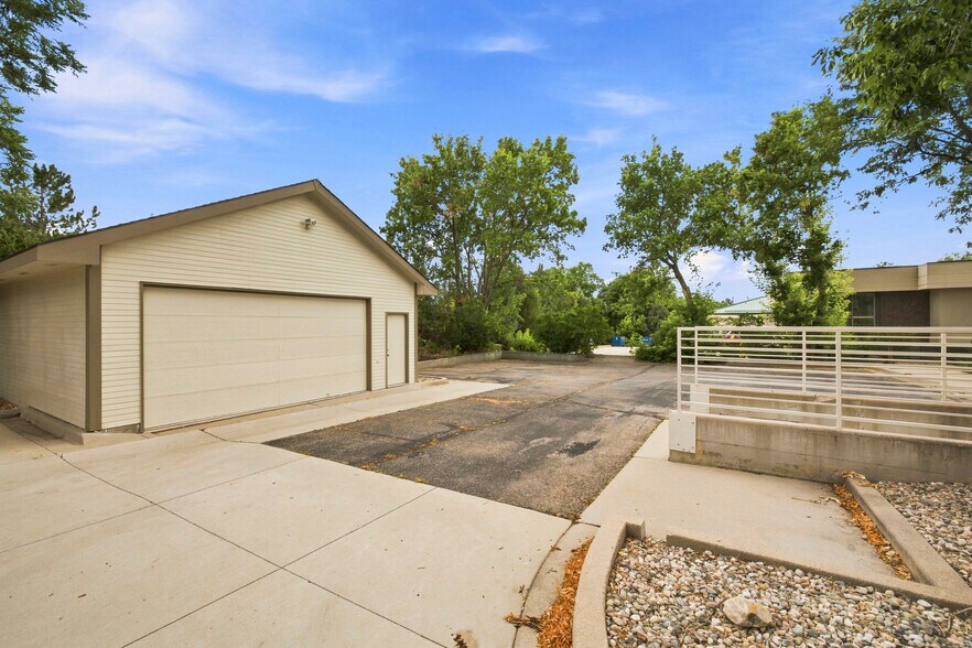 More Photos Of 4828 S College Ave, Fort Collins Office For Sale
