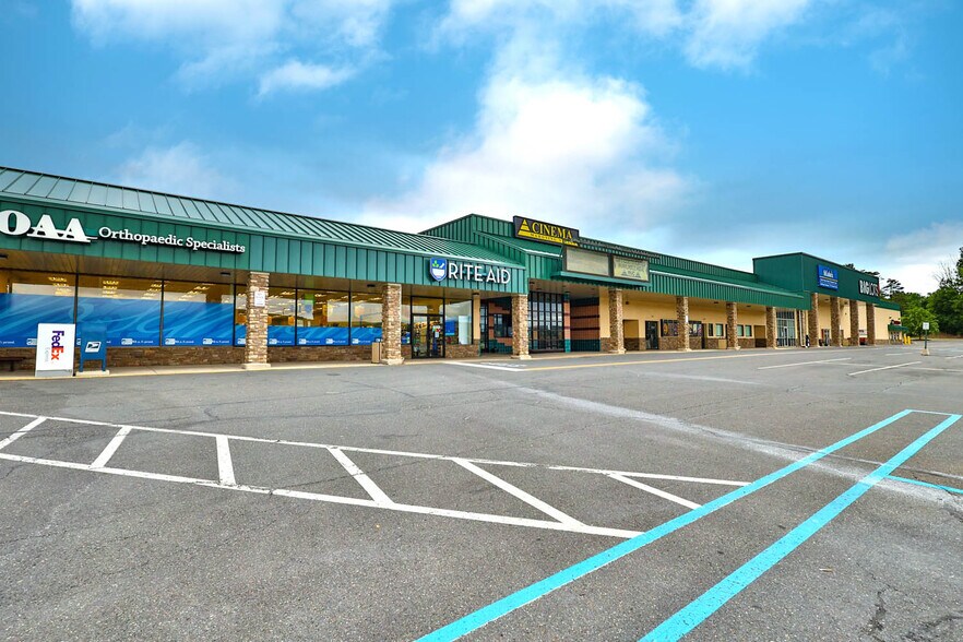 More Photos Of 1211 Blakeslee Boulevard Dr E, Lehighton Unknown For Lease