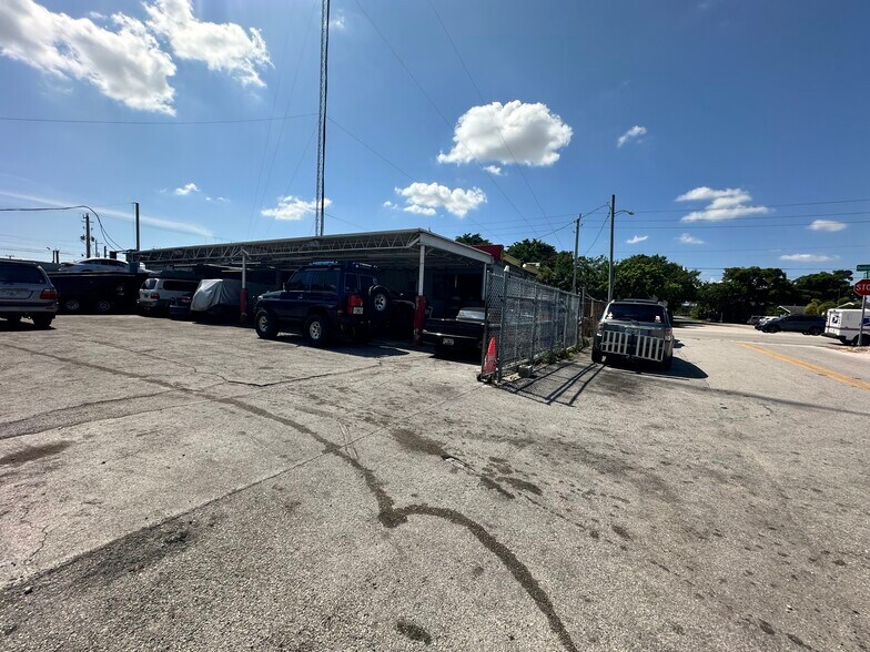 More Photos Of 2223 Pembroke Rd, Hollywood Auto Dealership For Lease
