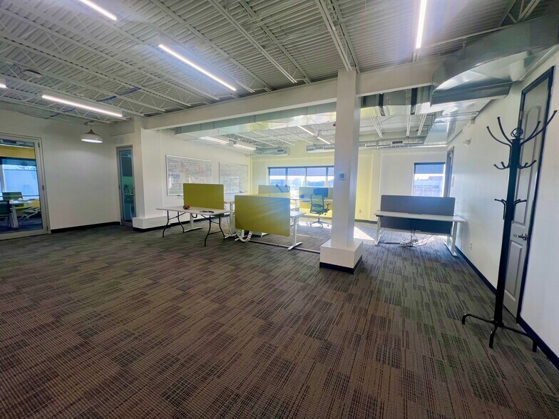 More Photos Of 1119 N Keystone Way, Carmel Medical For Lease