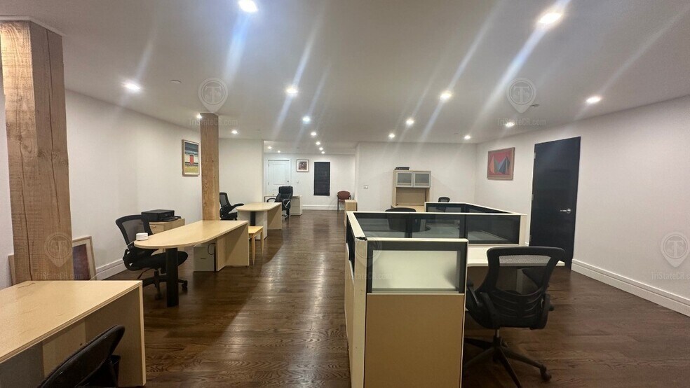 More Photos Of 94-01-94-03 101st Ave, Ozone Park Apartments For Lease