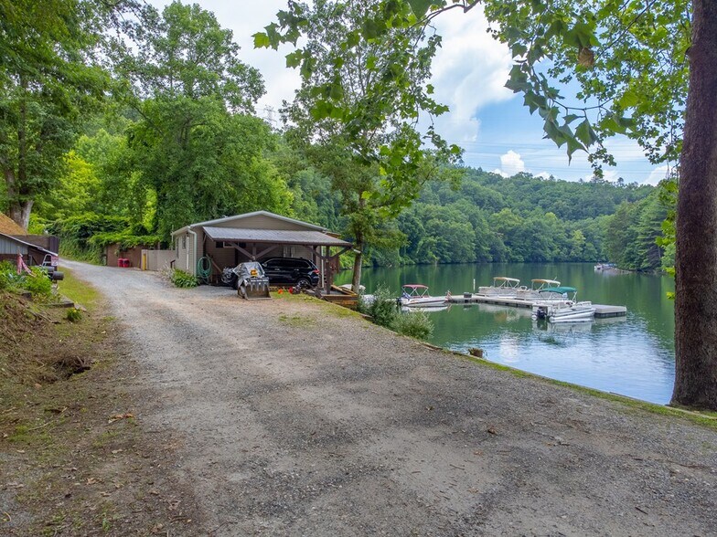 More Photos Of 270 Deyton Camp Rd, Robbinsville Marina For Sale
