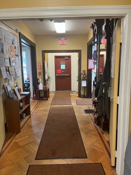 More Photos Of 880 Fairfield Ave, Bridgeport Office Residential For Sale