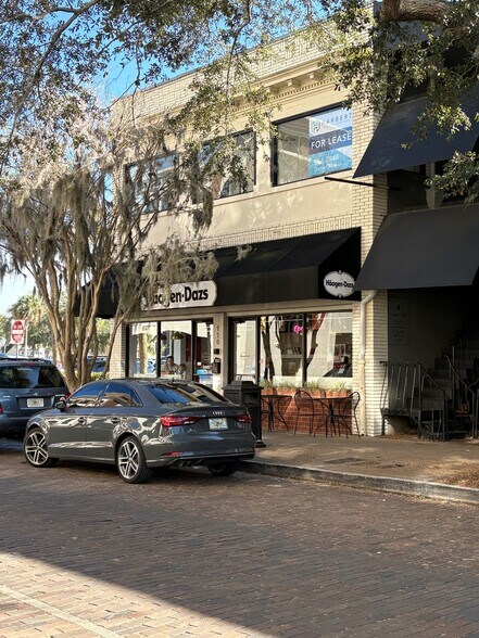 More Photos Of 306 S Park Ave, Winter Park General Retail For Lease