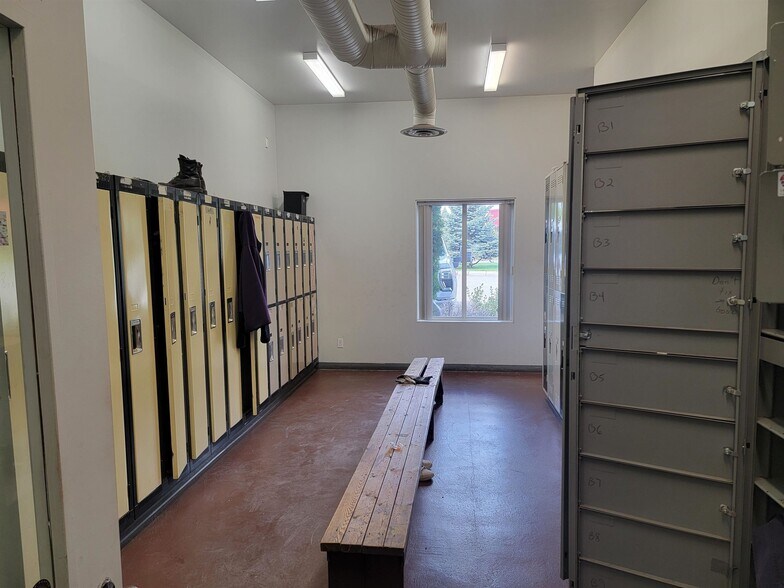 More Photos Of 9588 Milwaukee Way, Prince George Industrial For Lease