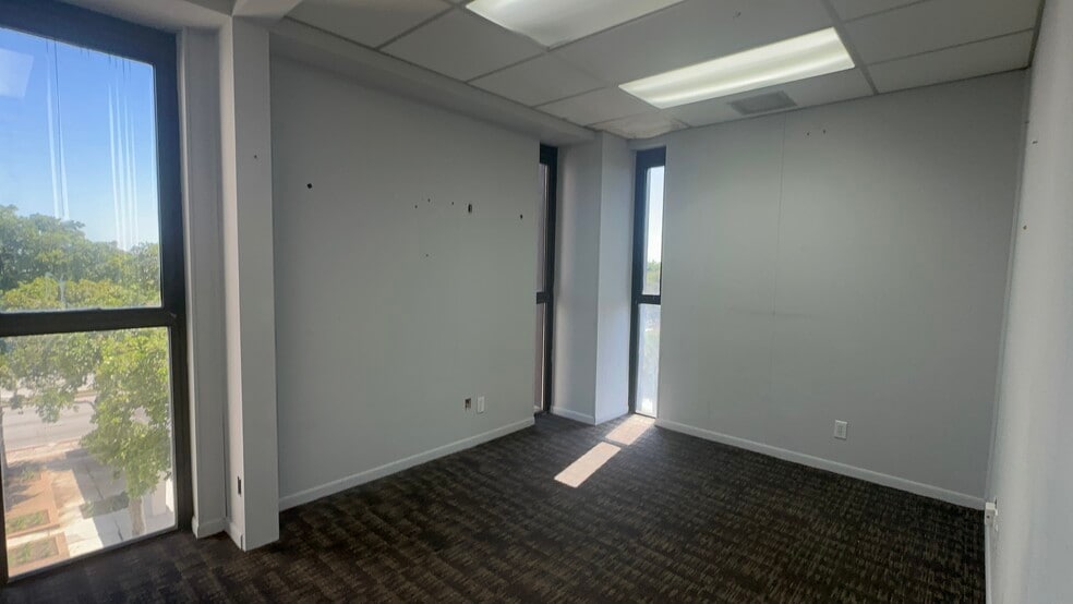 More Photos Of 1771 N State Road 7, Fort Lauderdale Loft Creative Space For Sale