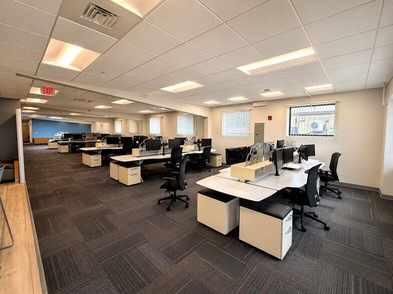 More Photos Of 140 Gould St, Needham Office For Lease