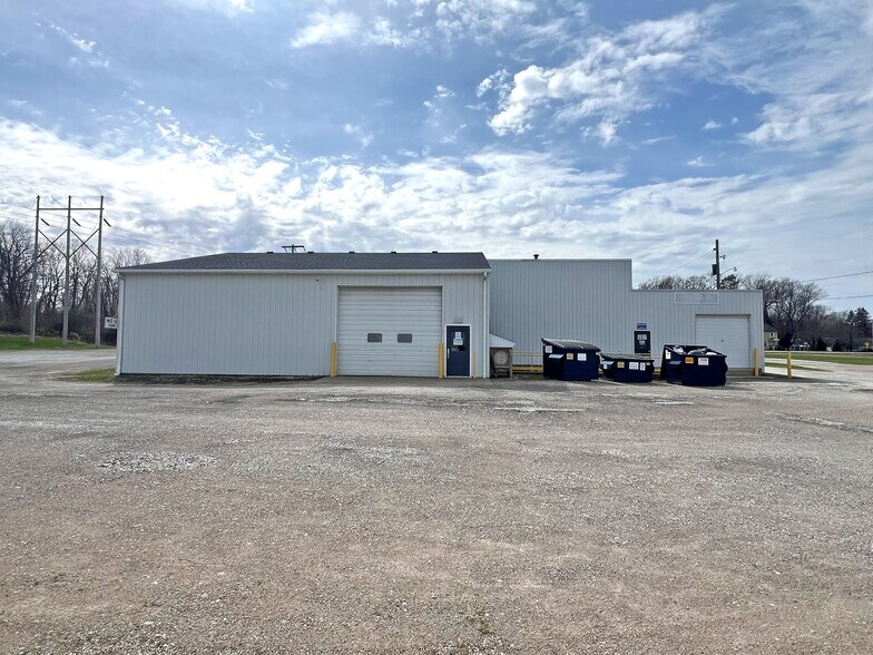 More Photos Of 2505 Avonia Rd, Fairview Industrial For Sale