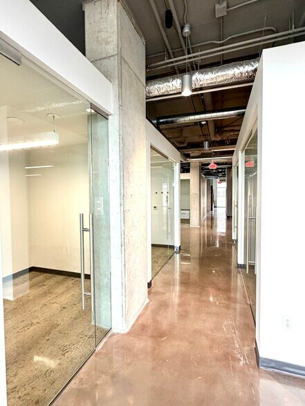 More Photos Of 1004-1028 E Washington Ave, Madison Apartments For Lease