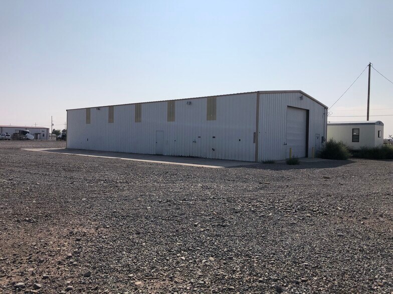 More Photos Of 2920 TX-17, Pecos Industrial For Lease