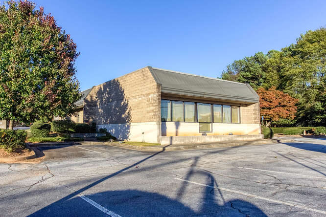 More Photos Of 2365 Windy Hill Rd, Marietta General Retail For Sale