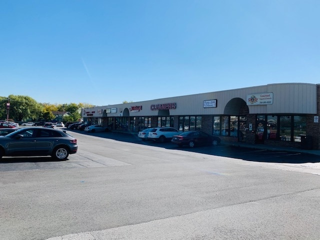 More Photos Of 4001-4015 175th St, Country Club Hills General Retail For Sale