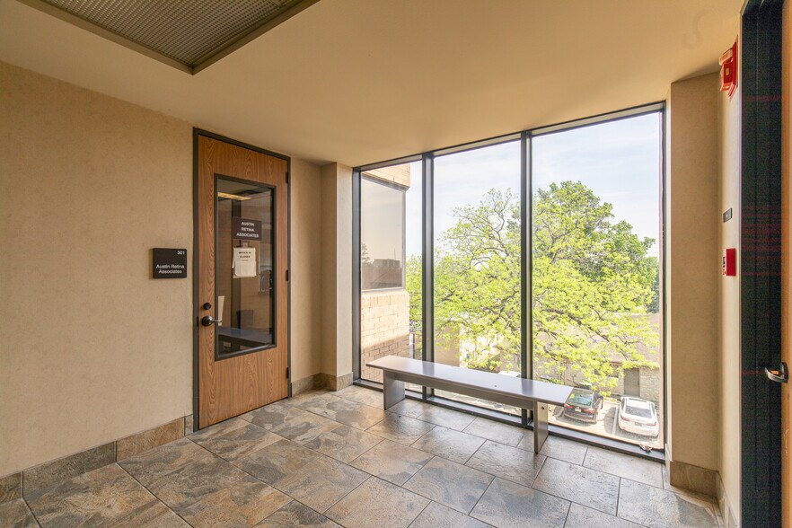 More Photos Of 4207 James Casey St, Austin Medical For Sale