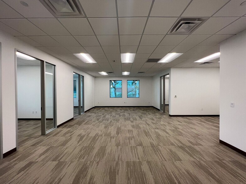 More Photos Of 2806 W Bitters Rd, San Antonio Office For Lease