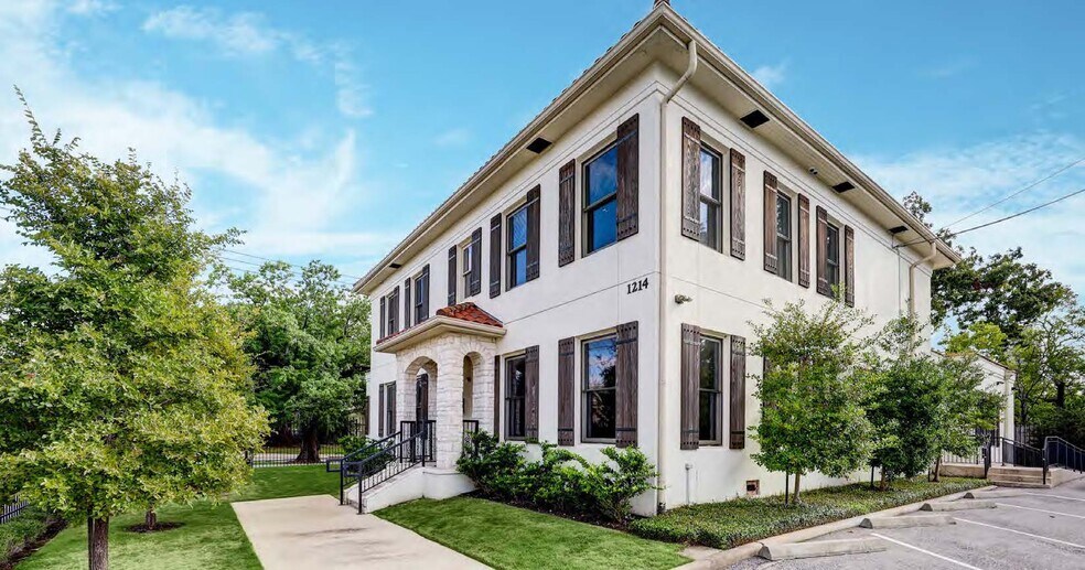 Primary Photo Of 1214 Elgin St, Houston Medical For Sale