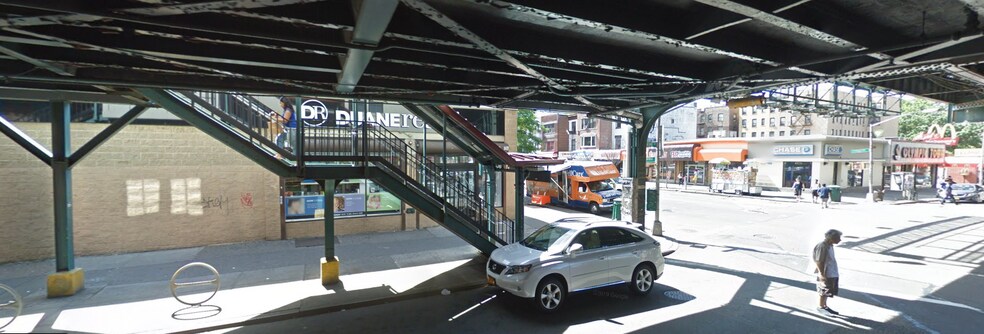More Photos Of 1-15 E Kingsbridge Rd, Bronx Storefront For Lease