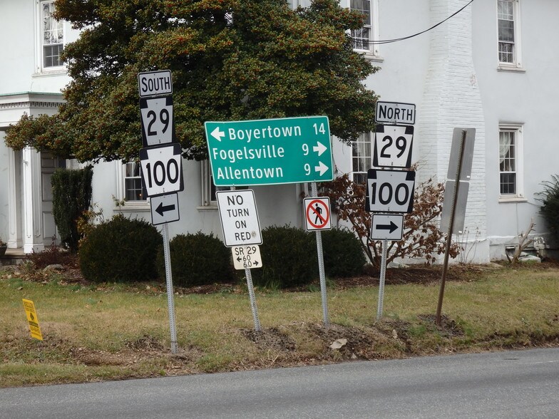 More Photos Of 5412 Shimerville Rd, Emmaus Freestanding For Lease