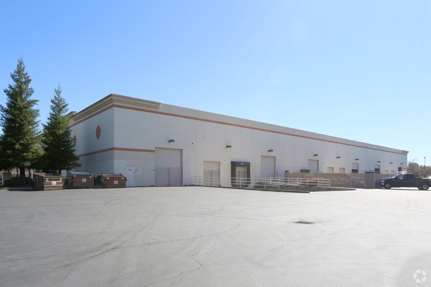 More Photos Of 1010 Winding Creek Rd, Roseville Warehouse For Lease