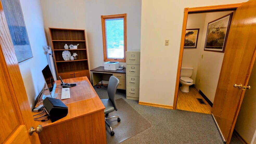 More Photos Of 381 Rampart Range Rd, Woodland Park Medical For Sale
