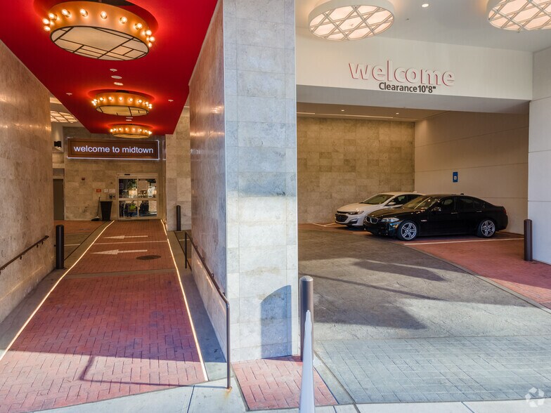 More Photos Of 1231 W Peachtree St NE, Atlanta Hotel For Lease