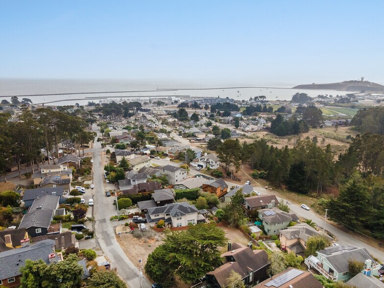 More Photos Of 00 Avenue Granada, El Granada Land For Sale