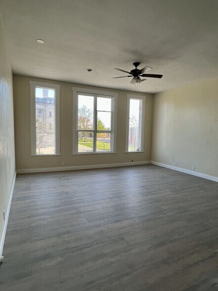 More Photos Of 16-18-20 W Washington St, Sullivan Storefront For Sale