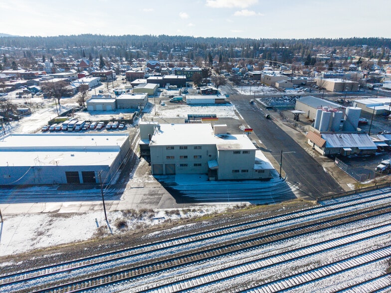 More Photos Of 130-134 N Madelia St, Spokane Manufacturing For Sale