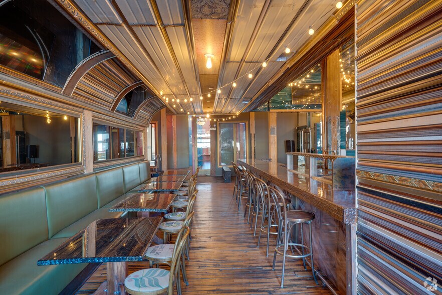 More Photos Of 2150 S Canalport Ave, Chicago Loft Creative Space For Lease