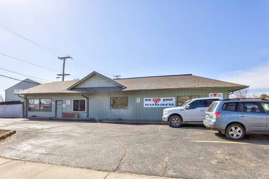 More Photos Of 11072 W 44th Ave, Wheat Ridge Warehouse For Sale