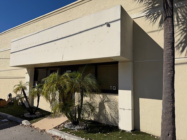 More Photos Of 3458 SW 15th St, Deerfield Beach Warehouse For Sale