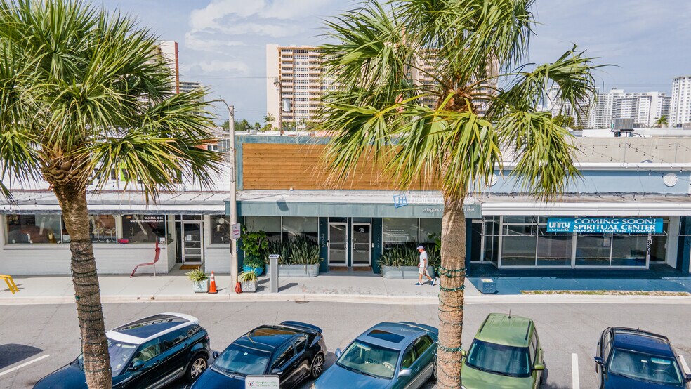 More Photos Of 3325-3327 NE 32nd St, Fort Lauderdale Storefront Retail Office For Sale
