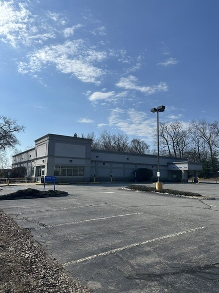 Primary Photo Of 18-20 Crystal Ave, Derry Drugstore For Lease