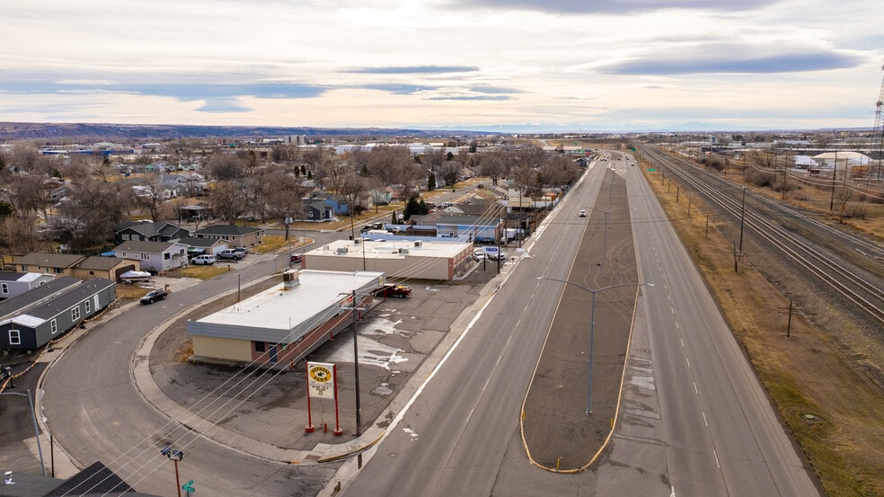 More Photos Of 1 MacArthur Ave, Billings Freestanding For Sale