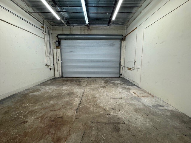 More Photos Of 9225 Ulmerton Rd, Largo Light Distribution For Lease