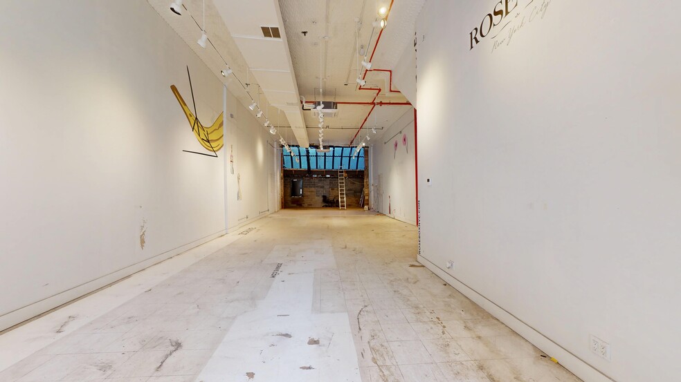 More Photos Of 343 Canal St, New York Office For Lease